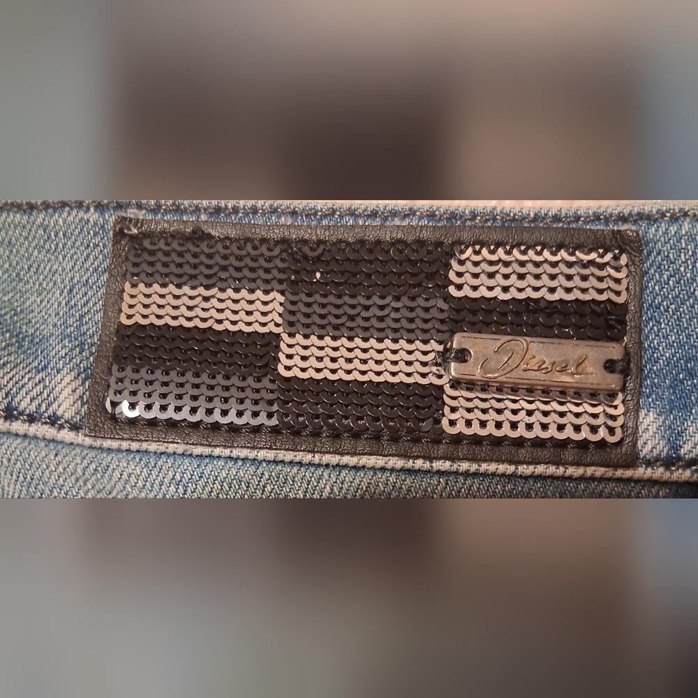 Authentic Diesel Ronhoir Jeans - Y2K Sequin Detail. Size W27 L32 - Picture 4 of 9